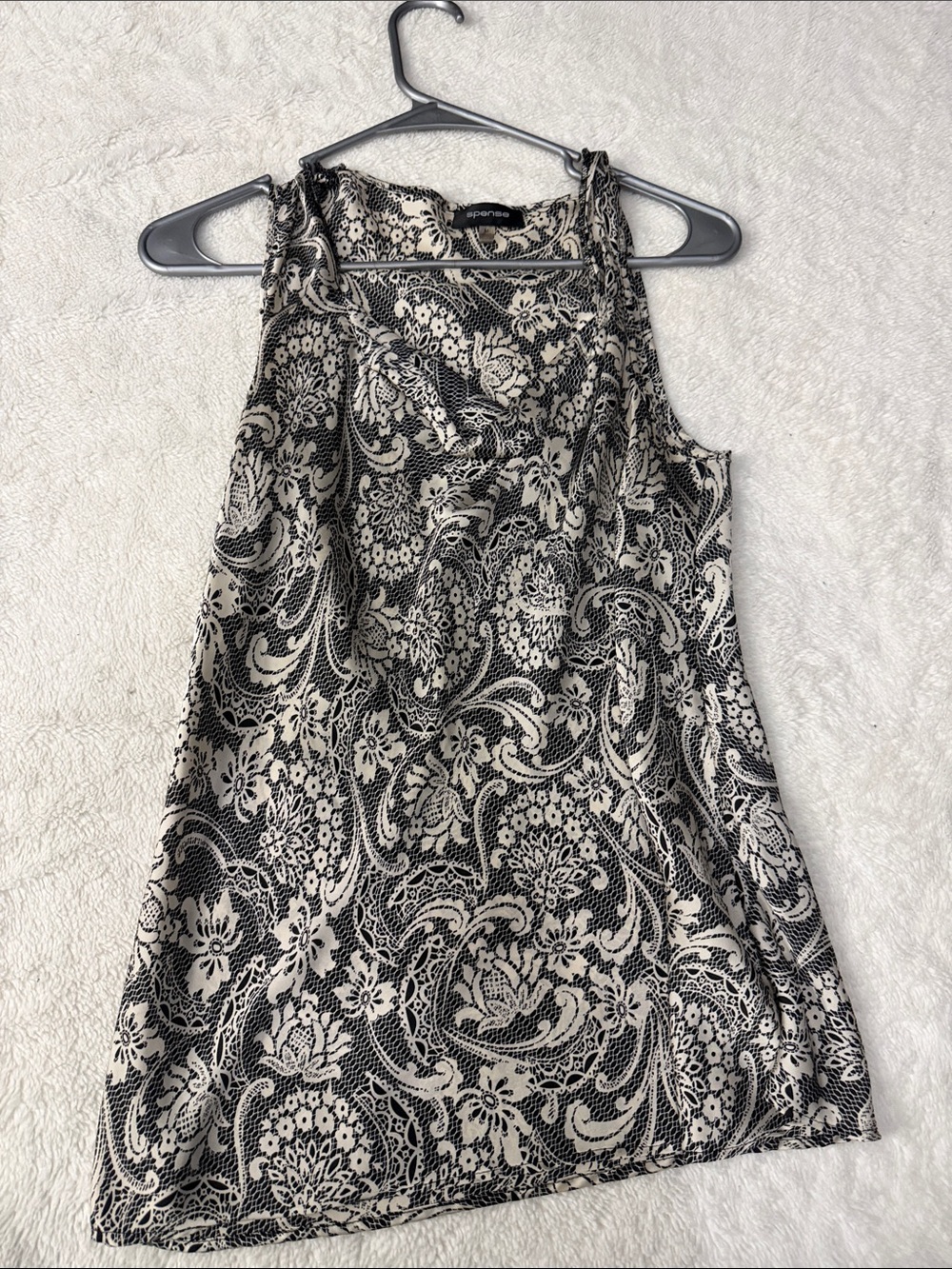 Simply Vera Vera Wang Black and Cream Floral Lace-Print Tank